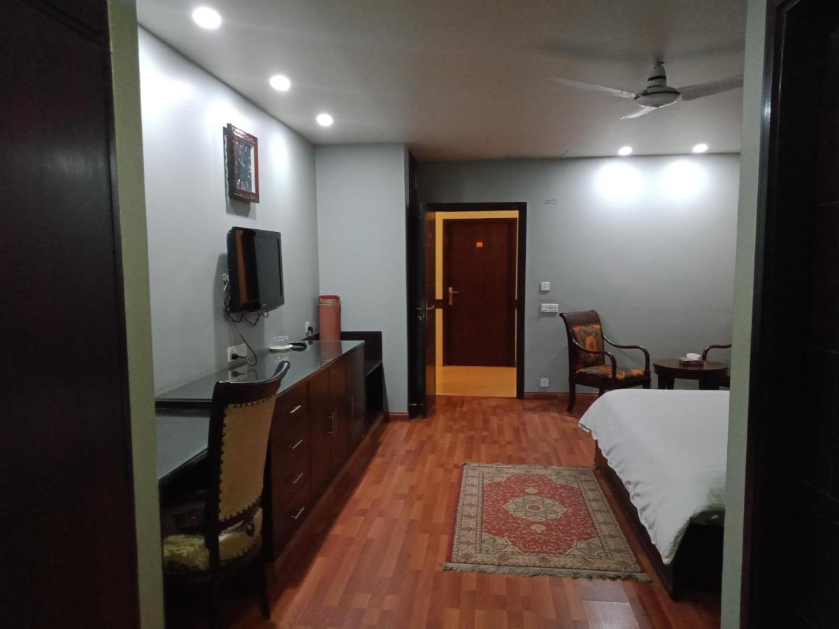 Hira Guest House Karachi Eksteriør billede