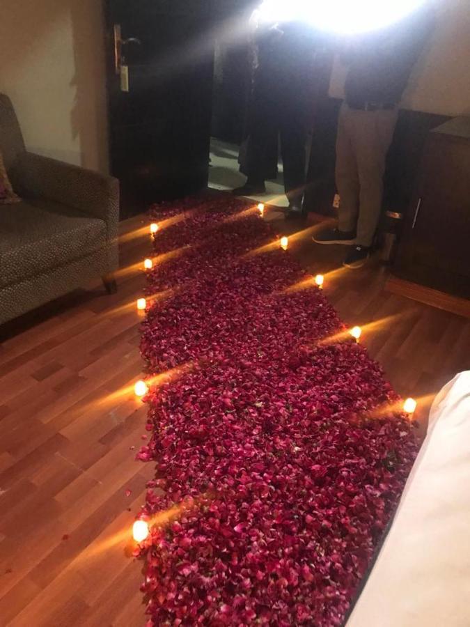 Hira Guest House Karachi Eksteriør billede
