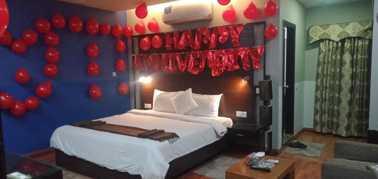 Hira Guest House Karachi Eksteriør billede