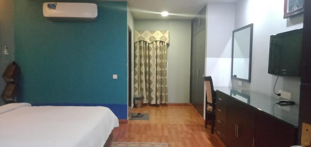 Hira Guest House Karachi Eksteriør billede