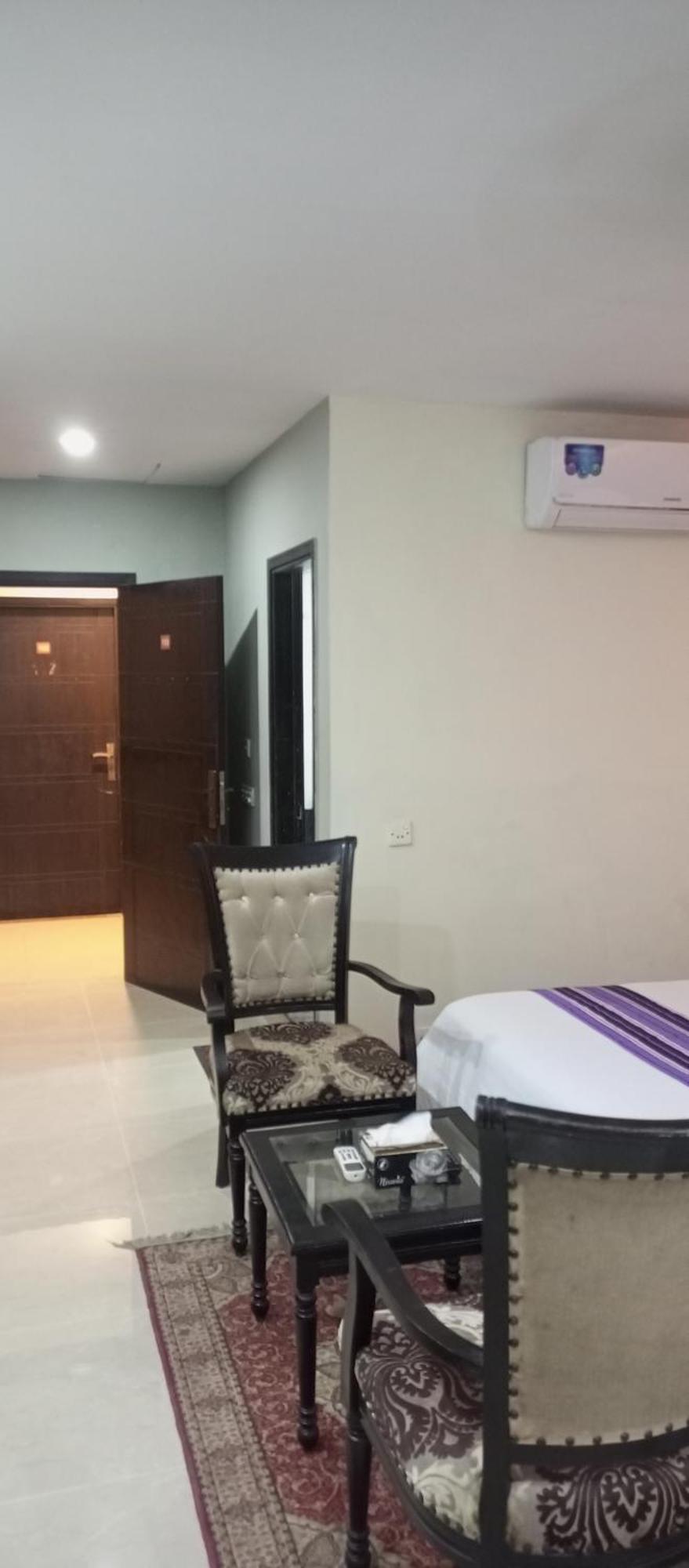 Hira Guest House Karachi Værelse billede